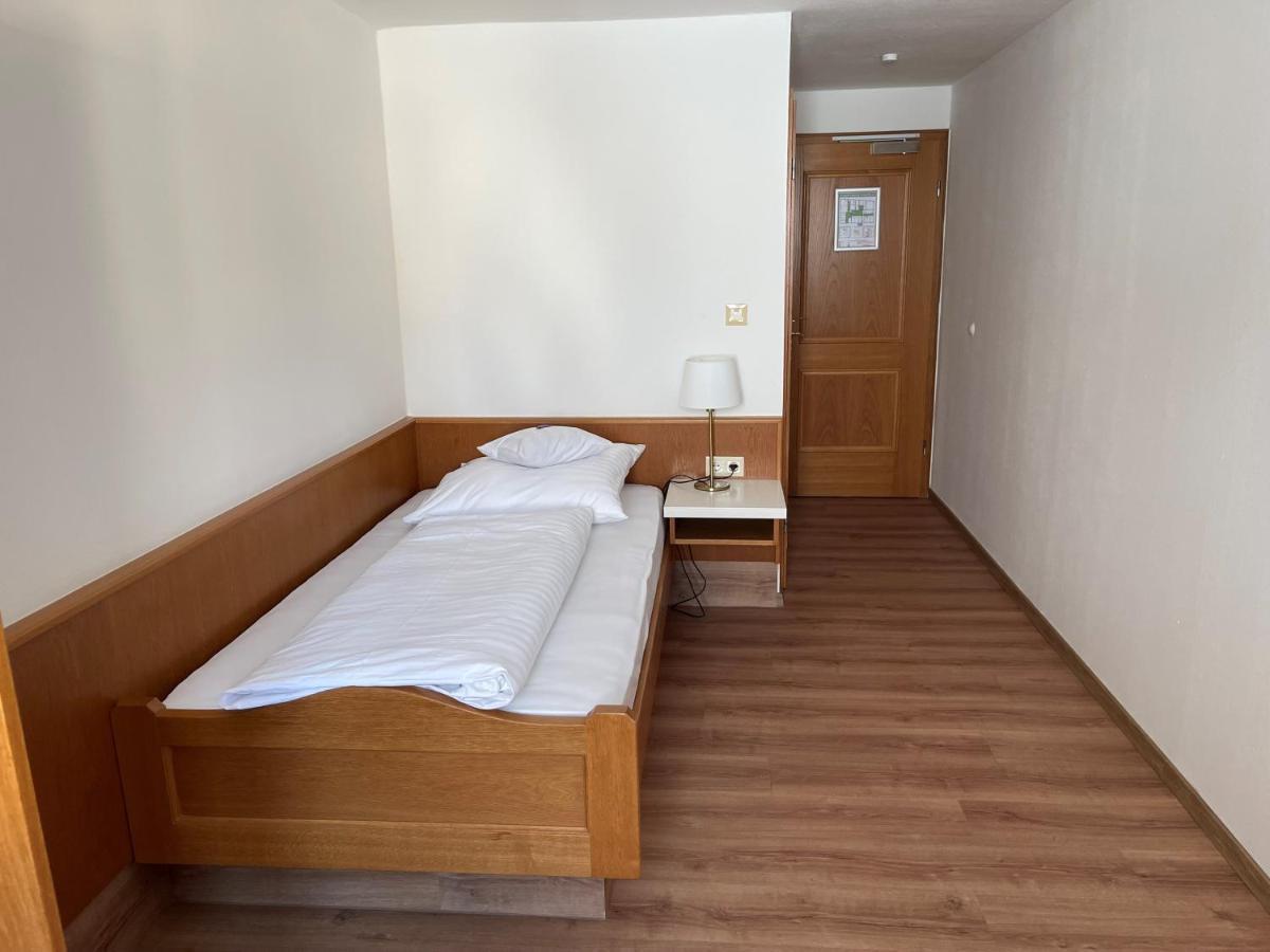 Hotel Jungbraeu Abensberg Extérieur photo